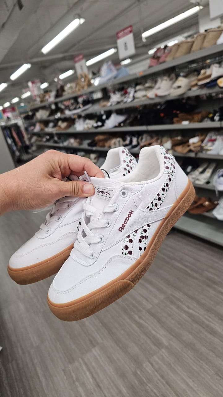 Tennis blancos