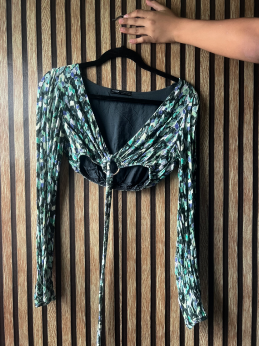 BLUSA MANGA LARGA CROP TOP