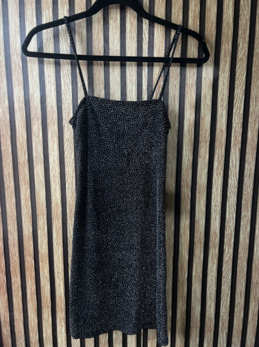 VESTIDO CORTO DE TIRANTES