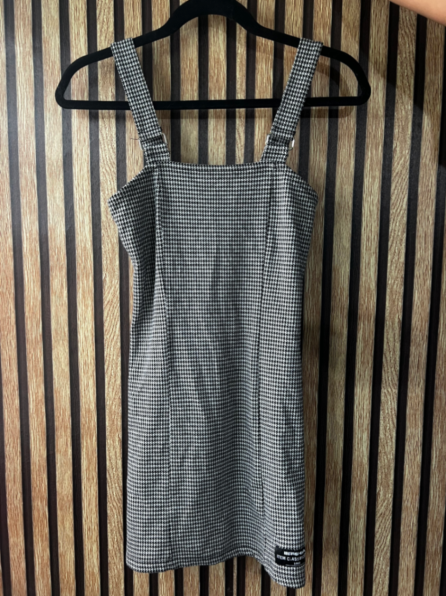 VESTIDO CORTO